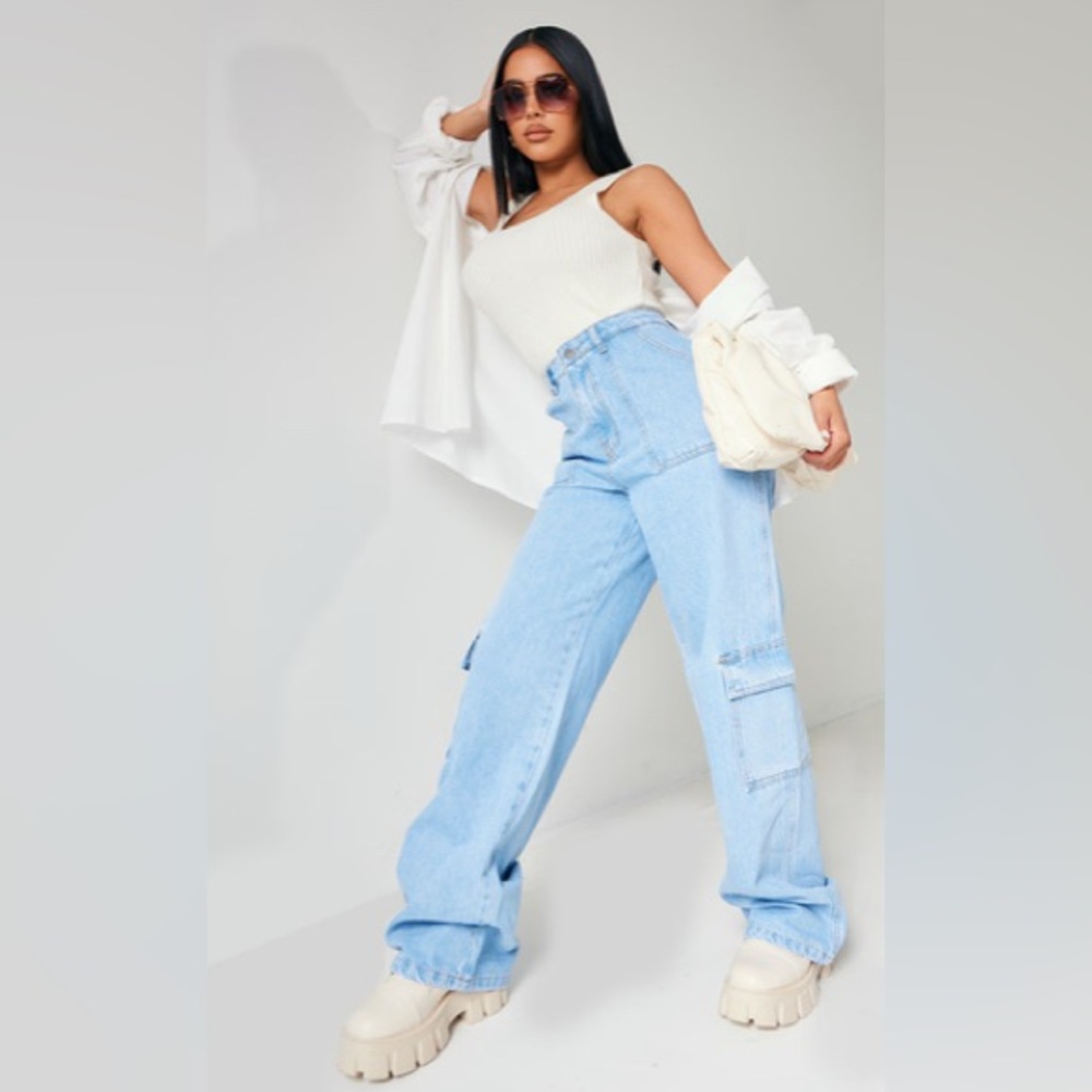 Petite Light Blue Wash Cargo Pocket Baggy Wide Leg Jeans